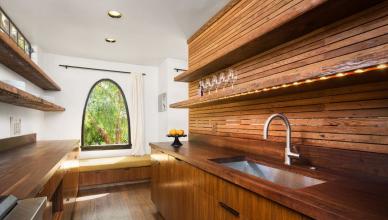 Дизайн интерьера кухни в деревянном доме Отделка кухни в брусовом доме